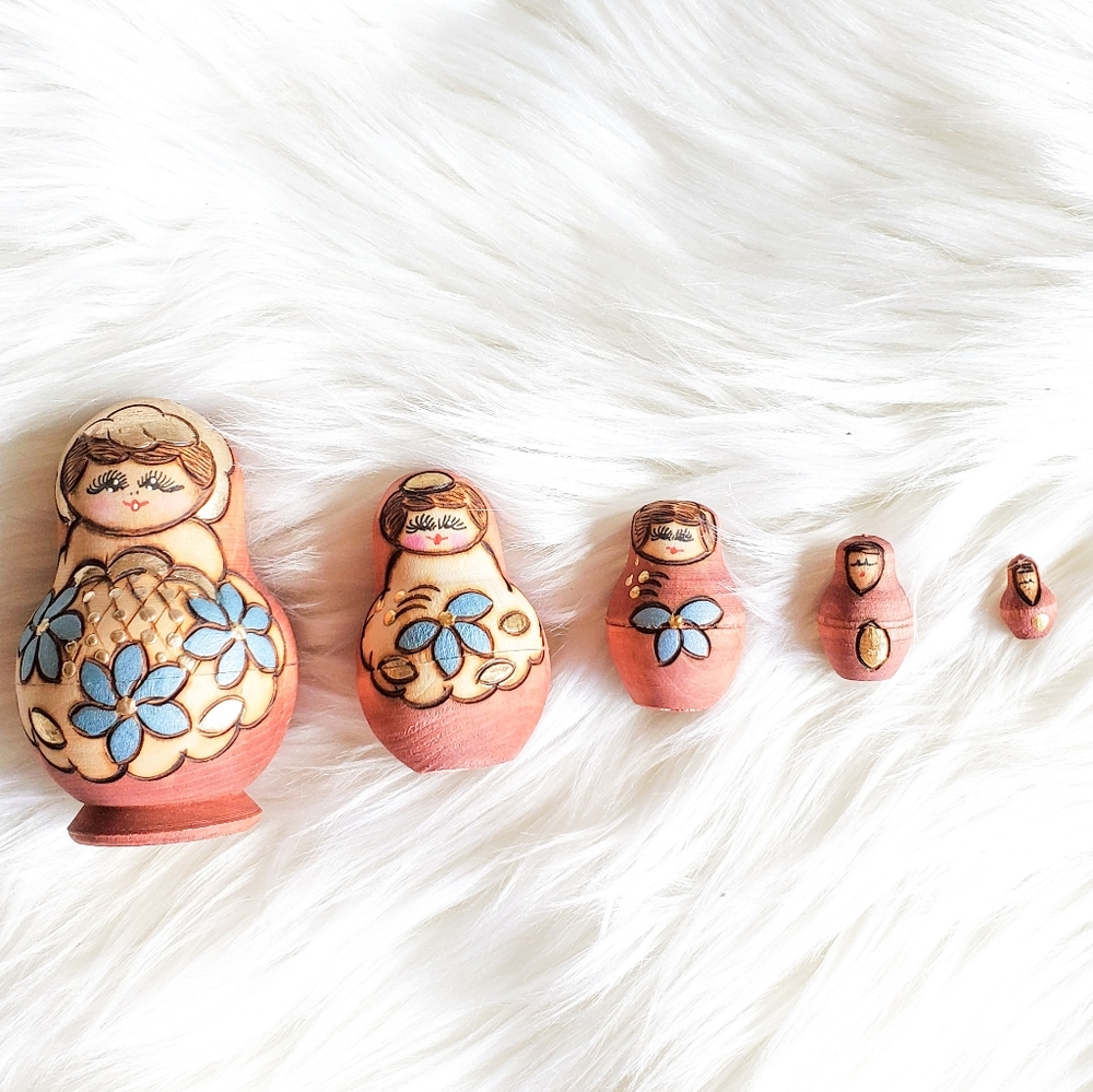 Russian Dolls Set